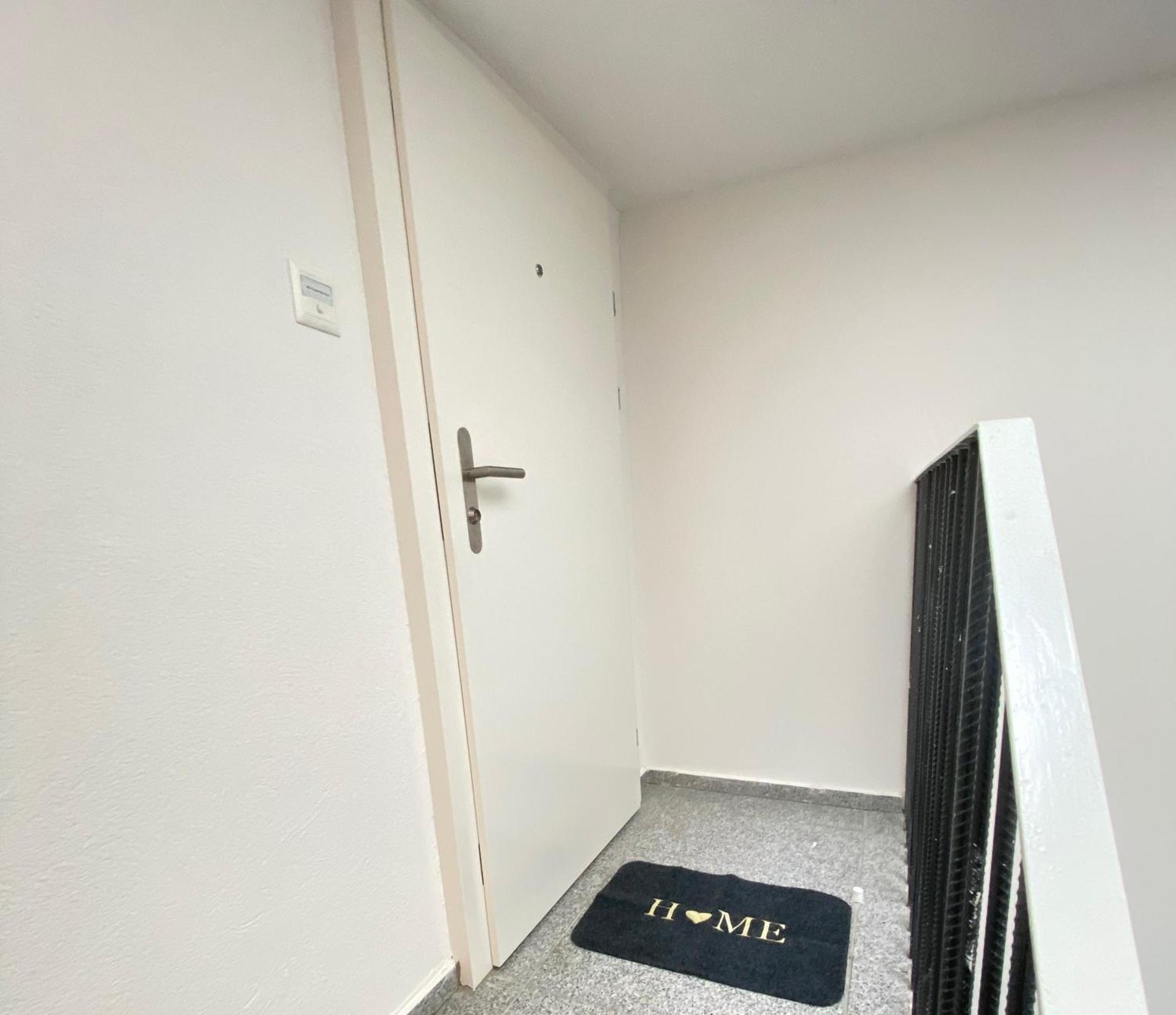 Ruhige, Neue Dachwohnung An Altstadt, Naehe Messe Sankt Gallen Buitenkant foto